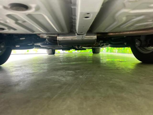 ヴォクシー ＺＳキラメキ３　モデリスタエアロ／保証書／社外　９インチ　ＳＤナビ／フリップダウンモニター　社外　１０．２インチ／衝突安全装置／両側電動スライドドア／シート　ハーフレザー／ドライブレコーダー　前後　フルエアロ　ＥＴＣ（39枚目）