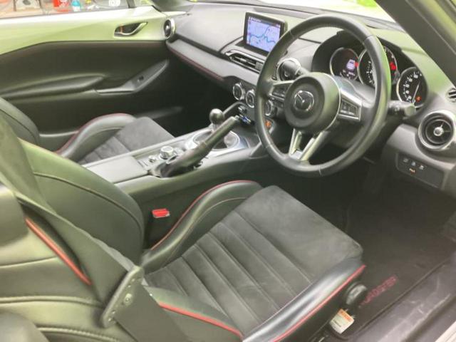 ロードスターRF RS 新品タイヤ/純正 SDナビ/シートヒーター/車線逸脱防止支援システム/シート ハーフレザー/ヘッドランプ LED/Bluetooth接続/ETC/EBD付ABS/横滑り防止装置 バックカメラ(4枚目)