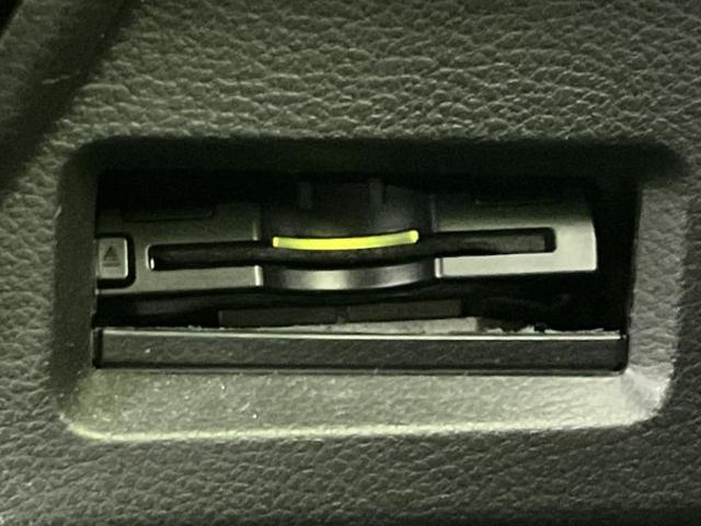 スペーシアカスタムＺ Ｚターボ　新品タイヤ／純正　ＳＤナビ／デュアルカメラブレーキサポート（スズキ）／両側電動スライドドア／シートヒーター／全方位モニター用カメラ／車線逸脱防止支援システム／ドライブレコーダー　前後　ターボ　ドラレコ（18枚目）