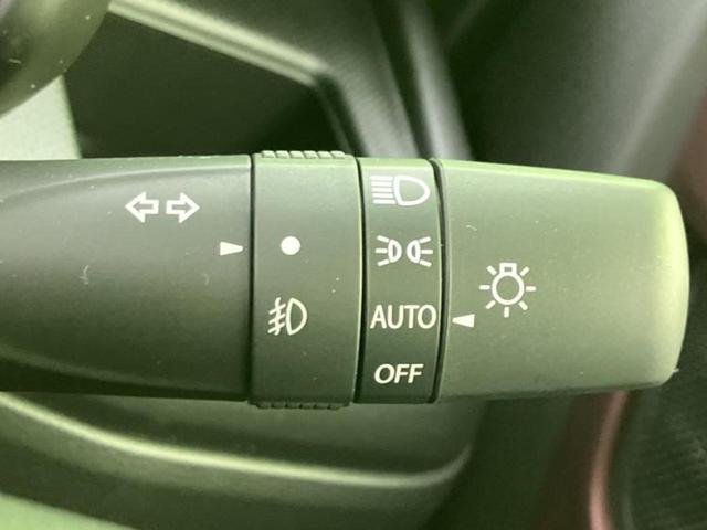 スペーシアカスタム ハイブリッドＸＳ　保証書／セーフティサポート（スズキ）／両側電動スライドドア／シートヒーター　前席／車線逸脱防止支援システム／シート　ハーフレザー／ヘッドランプ　ＬＥＤ／ＥＢＤ付ＡＢＳ／横滑り防止装置　レーンアシスト（12枚目）