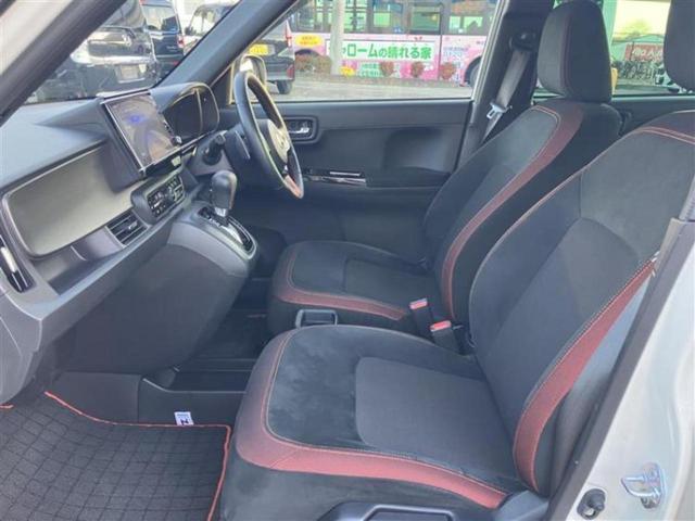 Ｎ－ＯＮＥ ＲＳ　新品タイヤ／保証書／純正　８インチ　ＳＤナビ／衝突安全装置／シートヒーター／車線逸脱防止支援システム／ヘッドランプ　ＬＥＤ／Ｂｌｕｅｔｏｏｔｈ接続／ＥＴＣ／ＥＢＤ付ＡＢＳ／横滑り防止装置　ターボ（5枚目）