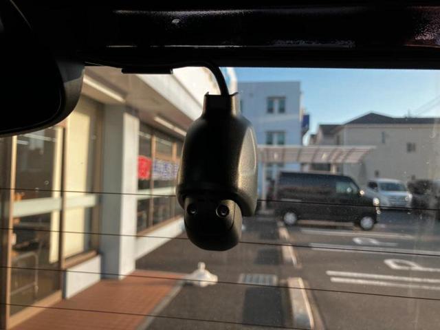 Ｎ－ＢＯＸカスタム Ｌ・ターボ　保証書／純正　８インチ　ＳＤナビ／ホンダセンシング／両側電動スライドドア／シートヒーター　前席／車線逸脱防止支援システム／シート　ハーフレザー／ドライブレコーダー　前後／ヘッドランプ　ＬＥＤ　ターボ（17枚目）