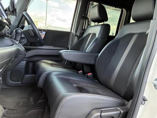 Ｎ－ＢＯＸカスタム Ｇ・Ｌターボホンダセンシング　新品タイヤ／保証書／社外　９インチ　ＳＤナビ／ホンダセンシング／両側電動スライドドア／車線逸脱防止支援システム／シート　ハーフレザー／ヘッドランプ　ＬＥＤ／Ｂｌｕｅｔｏｏｔｈ接続／ＥＴＣ　ターボ（5枚目）