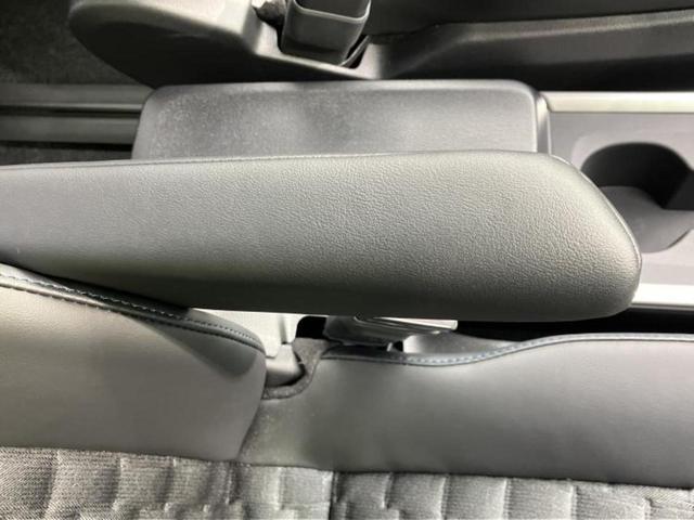 ヴォクシー ハイブリッドＳ－Ｚ　保証書／純正　１０インチ　ＳＤナビ／衝突安全装置／両側電動スライドドア／シートヒーター　前席／車線逸脱防止支援システム／シート　ハーフレザー／ヘッドランプ　ＬＥＤ／Ｂｌｕｅｔｏｏｔｈ接続　バックカメラ（33枚目）