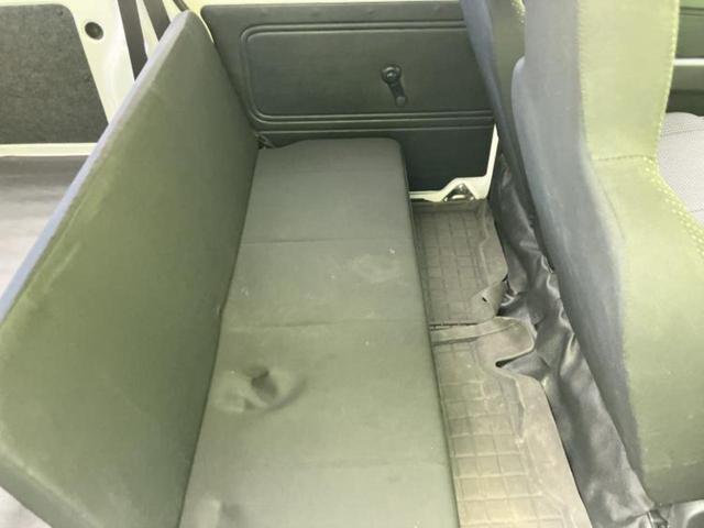 ハイゼットカーゴ デラックスＳＡ３　新品タイヤ／スマートアシスト（トヨタ・ダイハツ）／車線逸脱防止支援システム／ヘッドランプ　ＬＥＤ／Ｂｌｕｅｔｏｏｔｈ接続／ＥＢＤ付ＡＢＳ／横滑り防止装置／アイドリングストップ／エアバッグ　運転席（5枚目）