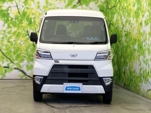 ハイゼットカーゴ デラックスＳＡ３　新品タイヤ／スマートアシスト（トヨタ・ダイハツ）／車線逸脱防止支援システム／ヘッドランプ　ＬＥＤ／Ｂｌｕｅｔｏｏｔｈ接続／ＥＢＤ付ＡＢＳ／横滑り防止装置／アイドリングストップ／エアバッグ　運転席（28枚目）