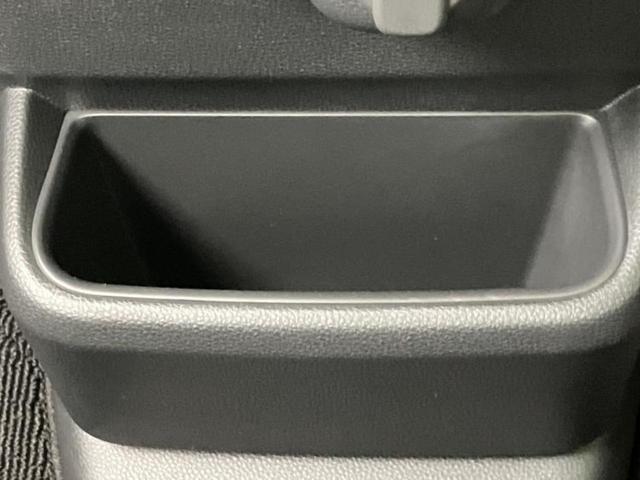 N-BOX ヒョウジュン 保証書/純正 9インチ ナビ/ホンダセンシング/両側電動スライドドア/車線逸脱防止支援システム/ドライブレコーダー 純正/ヘッドランプ LED/Bluetooth接続/ETC/EBD付ABS ドラレコ(31枚目)