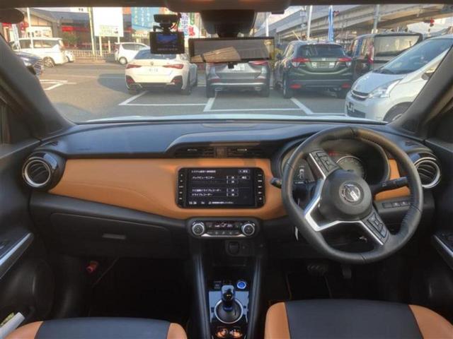 キックス Ｘツートーンインテリアエディション　保証書／純正　９インチ　ＳＤナビ／インテリジェントルームミラー／衝突安全装置／シートヒーター／アラウンドビューモニター／車線逸脱防止支援システム／シート　合皮／プロパイロット／ドライブレコーダー　前後（4枚目）