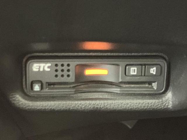 フィット １３Ｇ・Ｆパッケージ　新品タイヤ／純正　ＳＤナビ／Ｂｌｕｅｔｏｏｔｈ接続／ＨＤＭＩ接続／ＥＴＣ／ＥＢＤ付ＡＢＳ／横滑り防止装置／アイドリングストップ／バックモニター／ワンセグＴＶ／ＤＶＤ／エアバッグ　運転席　バックカメラ（18枚目）