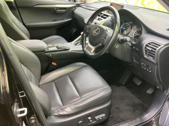 NX NX300h Iパッケージ 新品タイヤ/保証書/純正 HDDナビ/プリクラッシュセーフティ/シートヒーター 前席/シート 合皮/ヘッドランプ LED/Bluetooth接続/ETC/EBD付ABS/横滑り防止装置 バックカメラ(4枚目)