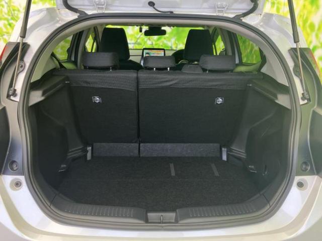 アクア Ｚ　新品タイヤ／保証書／ディスプレイオーディオ＋ナビ／衝突安全装置／パノラミックビューモニター／車線逸脱防止支援システム／ヘッドランプ　ＬＥＤ／Ｂｌｕｅｔｏｏｔｈ接続／ＥＴＣ／ＥＢＤ付ＡＢＳ　全周囲カメラ（8枚目）