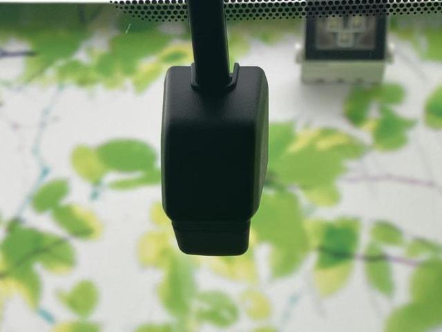 アクア Ｚ　新品タイヤ／保証書／ディスプレイオーディオ＋ナビ／衝突安全装置／パノラミックビューモニター／車線逸脱防止支援システム／ヘッドランプ　ＬＥＤ／Ｂｌｕｅｔｏｏｔｈ接続／ＥＴＣ／ＥＢＤ付ＡＢＳ　全周囲カメラ（33枚目）