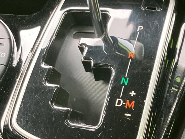 ヴォクシー ＺＳ　新品タイヤ／保証書／純正　９インチ　ＳＤナビ／フリップダウンモニター／トヨタセーフティセンス／両側電動スライドドア／ヘッドランプ　ＬＥＤ／ＥＴＣ／ＥＢＤ付ＡＢＳ／横滑り防止装置　衝突被害軽減システム（16枚目）