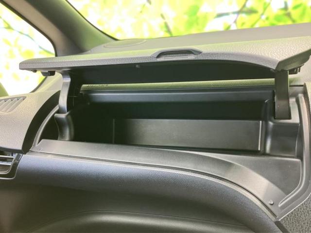 ヴォクシー ＺＳキラメキ３　新品タイヤ／保証書／純正　１０インチ　ＳＤナビ／フリップダウンモニター　純正　１２．８インチ／衝突安全装置／両側電動スライドドア／車線逸脱防止支援システム／シート　ハーフレザー　衝突被害軽減システム（35枚目）