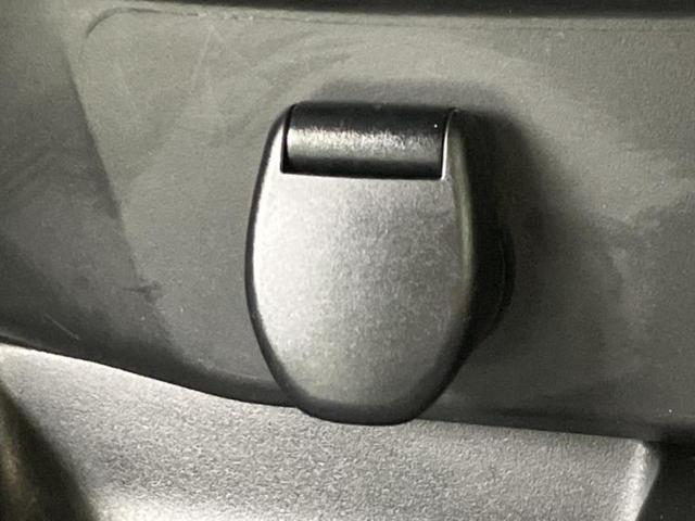 エクストレイル ４ＷＤ２０Ｘｉ　保証書／純正　９インチ　ＳＤナビ／インテリジェントルームミラー／衝突安全装置／アラウンドビューモニター／車線逸脱防止支援システム／プロパイロット／電動バックドア／ドライブレコーダー　純正　全周囲カメラ（31枚目）