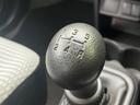 F 新品タイヤ/保証書/EBD付ABS/横滑り防止装置/禁煙車/エアバッグ 運転席/エアバッグ 助手席/パワーウインドウ/キーレスエントリー/パワーステアリング/マニュアルエアコン(13枚目)