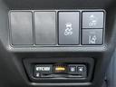 ｅＨＥＶモデューロＸホンダセンシング　新品タイヤ／保証書／純正　１０インチ　ＳＤナビ／衝突安全装置／両側電動スライドドア／シートヒーター／マルチビューカメラシステム／車線逸脱防止支援システム／シート　ハーフレザー／ドライブレコーダー　純正（17枚目）