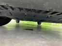 車両前方側の下廻り画像です。エンジン付近から車両中央部までの状態を確認いただけます。◆ご購入前に気になる下廻りの様子を把握したい方は、店頭スタッフまでお問い合わせ下さい。