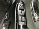日々の運転を支えるスイッチ類を備えています。感覚的な操作が可能で、快適なドライブをサポートします。