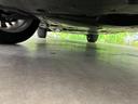 車両前方側の下廻り画像です。エンジン付近から車両中央部までの状態を確認いただけます。◆ご購入前に気になる下廻りの様子を把握したい方は、店頭スタッフまでお問い合わせ下さい。