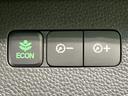 日々の運転を支えるスイッチ類を備えています。分かりやすい操作性で、快適なドライブをサポートします。