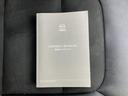 車両の取扱説明書と保証書が綺麗に保管されています。お車とのトラブル解決の第一歩として、ぜひご活用ください。安心してカーライフをお楽しみいただけるよう、サポートいたします。