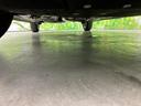 車両前方側の下廻り画像です。エンジン付近から車両中央部までの状態を確認いただけます。◆ご購入前に気になる下廻りの様子を把握したい方は、店頭スタッフまでお問い合わせ下さい。