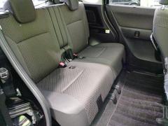 ＷＥＣＡＲＳではほぼ毎日新しい在庫車両を入荷しております！お客様のこだわりを叶える１台がきっとＷＥＣＡＲＳにあるはずです！ 5