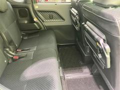 ＷＥＣＡＲＳではほぼ毎日新しい在庫車両を入荷しております！お客様のこだわりを叶える１台がきっとＷＥＣＡＲＳにあるはずです！ 5