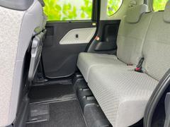 ＷＥＣＡＲＳでは各商談席に大型モニターをご用意しております！見やすい大画面でゆったりと全国の在庫をご覧いただけます！是非ご来店お待ちしております！ 7