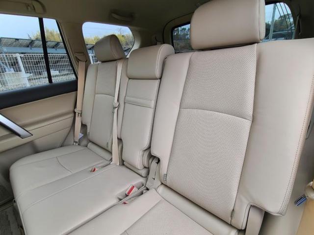 4WD TX Lパッケージマットブラックエディション サンルーフ/ディスプレイオーディオ+ナビ9インチ/トヨタセーフティセンス/シートヒーター 前席/パノラマモニター/車線逸脱防止支援システム/シート フルレザー 革シート 衝突被害軽減システム 4WD(7枚目)