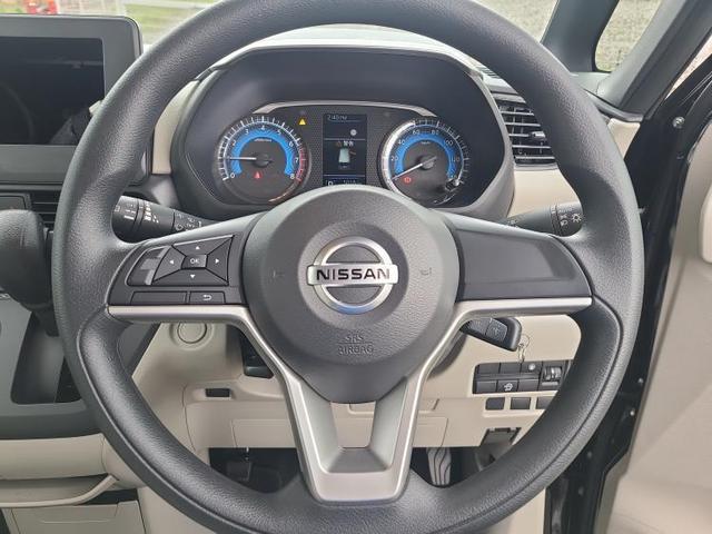 S 車線逸脱防止支援システム/パーキングアシスト バックガイド/EBD付ABS/横滑り防止装置/アイドリングストップ/禁煙車/エアバッグ 運転席/エアバッグ 助手席/エアバッグ サイド レーンアシスト(10枚目)