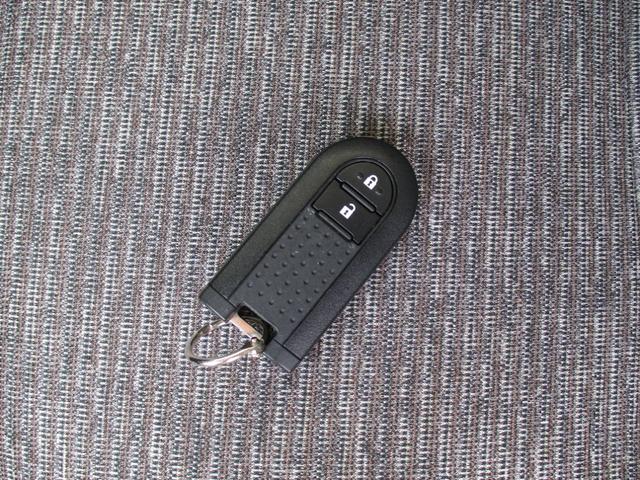 ミラトコット Ｇ　ＳＡＩＩＩ　ＬＥＤヘッドライト　ナビ　パノラマビューカメラ　ＵＳＢスロット×２　ドラレコ　前席シートヒーター　オートエアコン　プッシュスタート　ステリングリモコン　後部座席シートベルト警告灯　スマートアシスト３（25枚目）