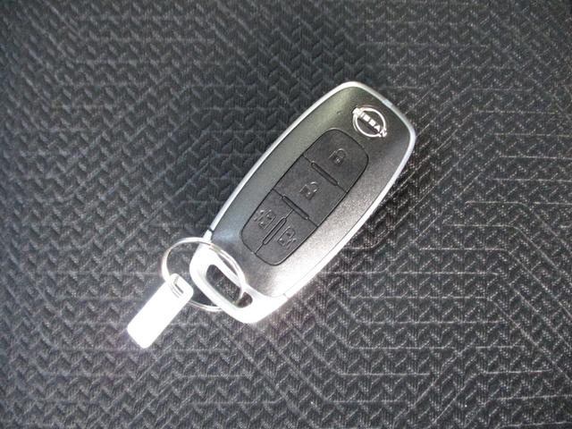 �L�[�̓|�P�b�g��o�b�O�ɓ��ꂽ�܂܁E�E�E�炭�炭�w�C���e���W�F���g�L�[�x������