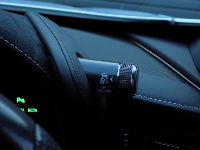 LC500 Sパッケージ OPマークレビンソン TRDエアロキット カールソン21inAW ワンオフマフラー RS-Rダウンサス アクティブRウイング カーボンルーフ 赤ハーフレザーシート セーフティシステム TVキット(26枚目)
