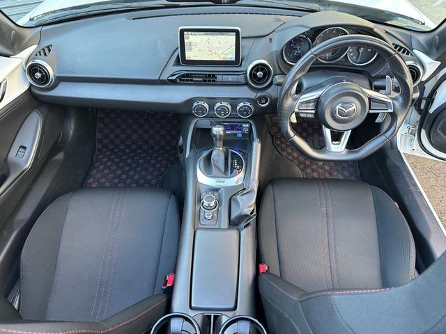 ロードスター Ｓスペシャルパッケージ　ＫＥＮＳＴＹＬＥエアロ　フジツボ４本出しマフラー　ＴＥＩＮ車高調　カーボンリアウイング　シャレンスター１６ＡＷ　イエローキャリパー　純正ナビ　ＥＴＣ　ＬＥＤヘッドランプ　パドルシフト　スマートキー（15枚目）