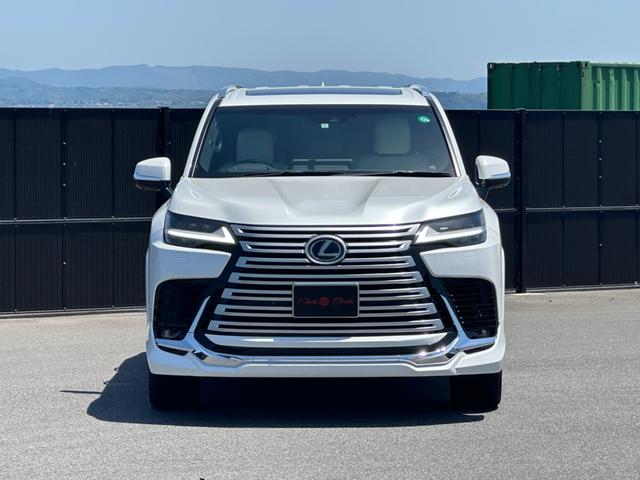 ＬＸ ＬＸ６００　ＳＲ　リアエンター　マークレビンソン　モデリスタエアロＰＫＧ　ＯＰ２２ｉｎＡＷ　クールＢＯＸ　おくだけ充電　全周囲カメラ　デジタルミラー　白革　ベンチレーションシート　パワーバックドア　ＢＳＭ　ＨＵＤ（12枚目）