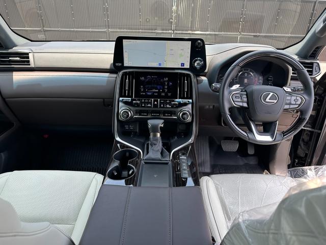 ＬＸ ＬＸ６００　オフロード　ＳＲ　リアエンター　マークレビンソン　ＷＡＬＤエアロ＆２４ｉｎＡＷ　別体型ディスクプレイヤー　おくだけ充電　全周囲カメラ　デジタルミラー　白革　ベンチレーションシート　パワーバックドア　ＢＳＭ　ＨＵＤ（16枚目）