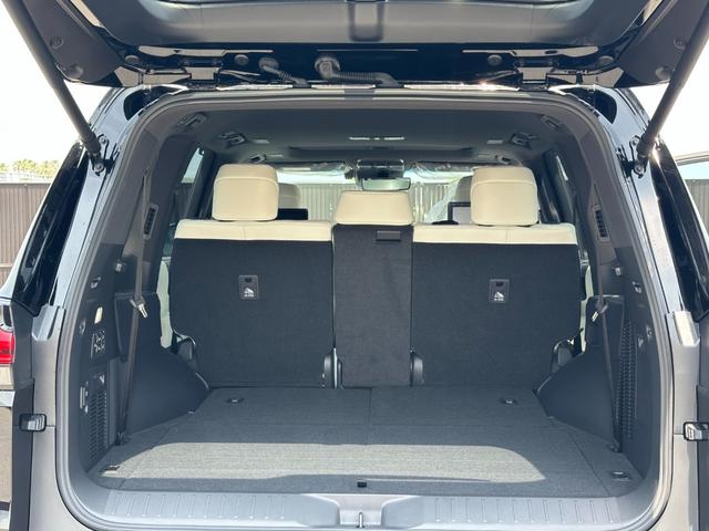 ＬＸ ＬＸ６００　オフロード　ＳＲ　リアエンター　マークレビンソン　ＷＡＬＤエアロ＆２４ｉｎＡＷ　別体型ディスクプレイヤー　おくだけ充電　全周囲カメラ　デジタルミラー　白革　ベンチレーションシート　パワーバックドア　ＢＳＭ　ＨＵＤ（35枚目）