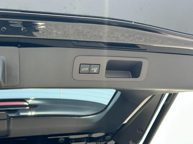 ＬＸ ＬＸ６００　オフロード　ＳＲ　リアエンター　マークレビンソン　ＷＡＬＤエアロ＆２４ｉｎＡＷ　別体型ディスクプレイヤー　おくだけ充電　全周囲カメラ　デジタルミラー　白革　ベンチレーションシート　パワーバックドア　ＢＳＭ　ＨＵＤ（38枚目）