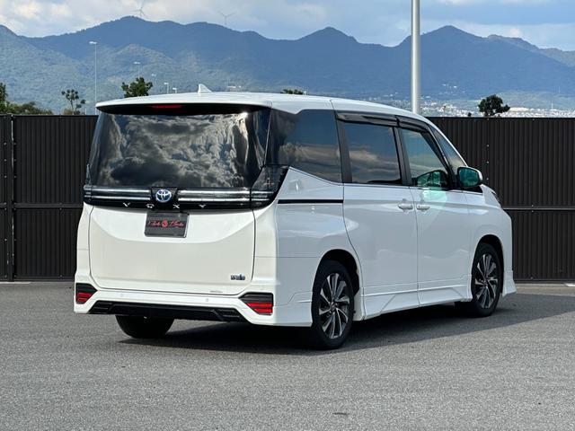 ヴォクシー ハイブリッドS-Z GRエアロキット 快適利便パッケージ OP10.5型ナビTV DVD再生 OPプロジェクター式LEDライト BSM アドバンストドライブ パワースライドドア 両側電動スライドドア 前後シートヒーター(11枚目)