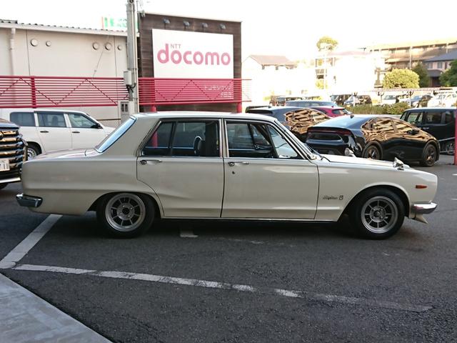 スカイライン 　２０００ＧＴ　ハコスカ　４ドア　記録簿３１年間１８枚あり　４４ｙ分割グリル　４５ｙワンテール　ソレックス　タコ足　デュアルマフラー　ハヤシ１４インチ　チンスポ（5枚目）