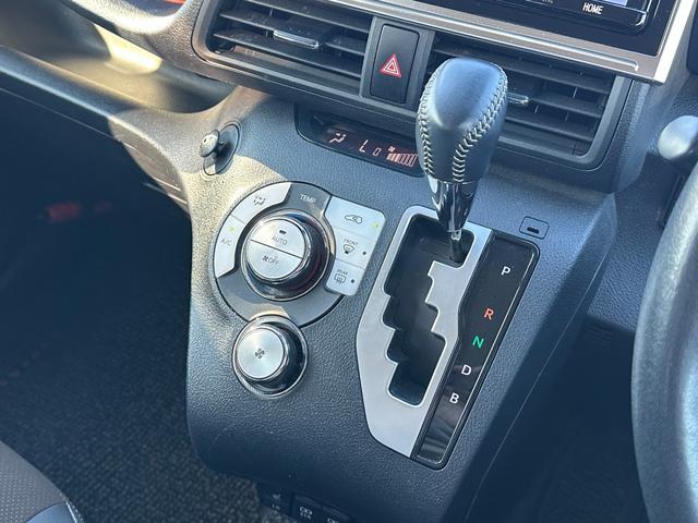 シエンタ ハイブリッド　ファンベースＧ　クエロ　全周囲カメラ　純正９型ナビＴＶ　ＯＰ１５ｉｎＡＷ　両側電動スライドドア　ステア＆シートヒーター　ＬＥＤランプＰＫＧ　トヨタセーフティセンス　パーキングサポートブレーキ　ドラレコ　ＥＴＣ　ハーフレザー（18枚目）