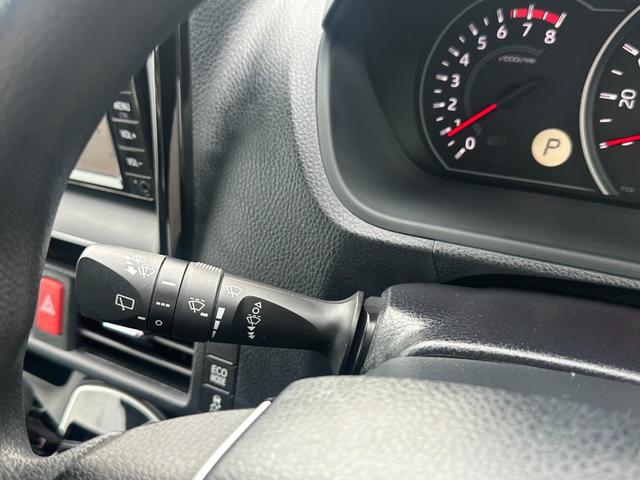 ノア X サイドリフトアップチルトシート車 インテリジェントクリアランスソナー 両側電動スライドドア スマートキー 純正ナビ Bカメラ セーフティセンス パーキングサポートブレーキ LEDヘッドライト&フォグ(21枚目)