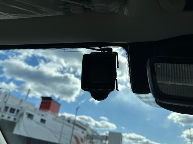 �Ԃ̏ڍׂ₨�X���ɂ��Ă̂��₢���킹�́A�f�������[�����ς�A���͖����d�b�@�O�O�V�W�U�O�S�Q�T�V�X�Q�@����͂��Ă��₢���킹�������B���ЃX�^�b�t���ׂ��������������Ē����܂��B