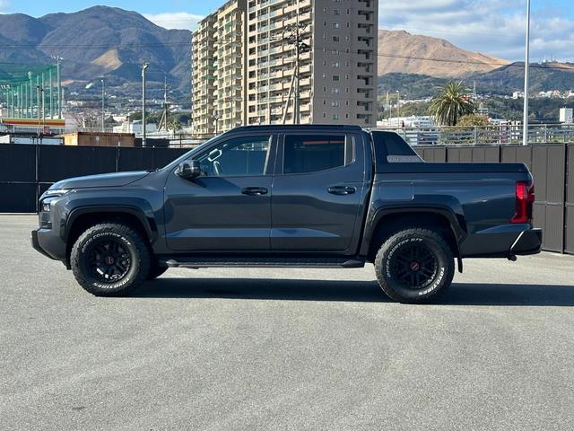 ���g���C�g���@�f�r�q�@���ɂ��܂��������@�����X�̍ۂ͎��O�ɓW���X�܂̊m�F�����肢�v���܂��B�@�i�f�ړX�܂ɂ��Ԃ��Ȃ��ꍇ���������܂��j