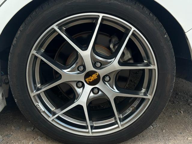 ステップワゴンスパーダ スパーダ・クールスピリット　ホンダセンシング　７人乗　リアエンターテイメント　９型ナビＴＶ　ＴＥＩＮ車高調　無限フロントスポイラー　社外１８ｉｎＡＷ　両側電動スライドドア　ホンダセンシング　ハーフレザーシート　Ｂカメラ　ＥＴＣ　ＬＥＤヘッドランプ（14枚目）