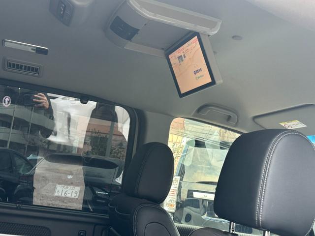 ステップワゴンスパーダ スパーダ・クールスピリット　ホンダセンシング　７人乗　リアエンターテイメント　９型ナビＴＶ　ＴＥＩＮ車高調　無限フロントスポイラー　社外１８ｉｎＡＷ　両側電動スライドドア　ホンダセンシング　ハーフレザーシート　Ｂカメラ　ＥＴＣ　ＬＥＤヘッドランプ（18枚目）