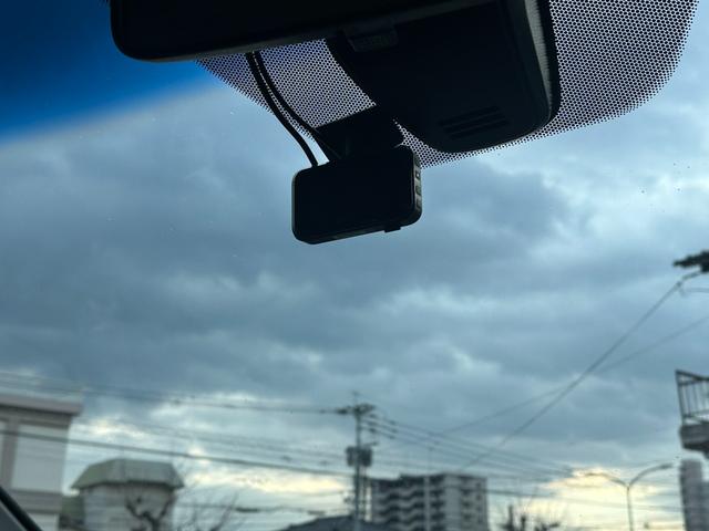 ステップワゴンスパーダ スパーダ・クールスピリット　ホンダセンシング　７人乗　リアエンターテイメント　９型ナビＴＶ　ＴＥＩＮ車高調　無限フロントスポイラー　社外１８ｉｎＡＷ　両側電動スライドドア　ホンダセンシング　ハーフレザーシート　Ｂカメラ　ＥＴＣ　ＬＥＤヘッドランプ（24枚目）