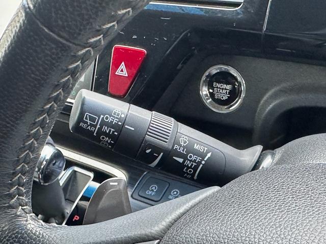 ステップワゴンスパーダ スパーダ・クールスピリット　ホンダセンシング　７人乗　リアエンターテイメント　９型ナビＴＶ　ＴＥＩＮ車高調　無限フロントスポイラー　社外１８ｉｎＡＷ　両側電動スライドドア　ホンダセンシング　ハーフレザーシート　Ｂカメラ　ＥＴＣ　ＬＥＤヘッドランプ（28枚目）